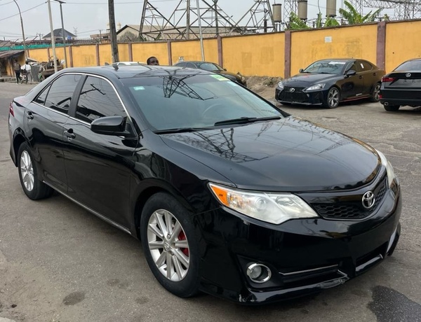 Toyota camry 2013 XLE in Lagos