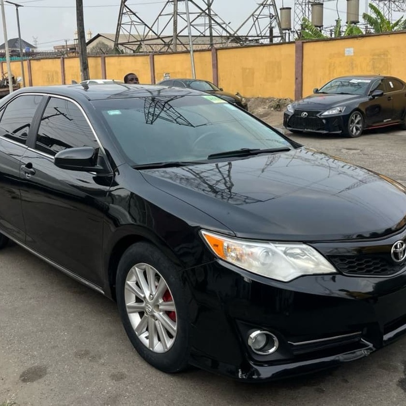 Toyota camry 2013 XLE in Lagos image