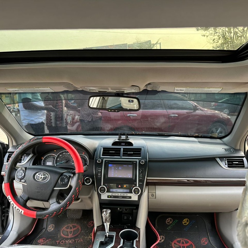 Toyota Camry image