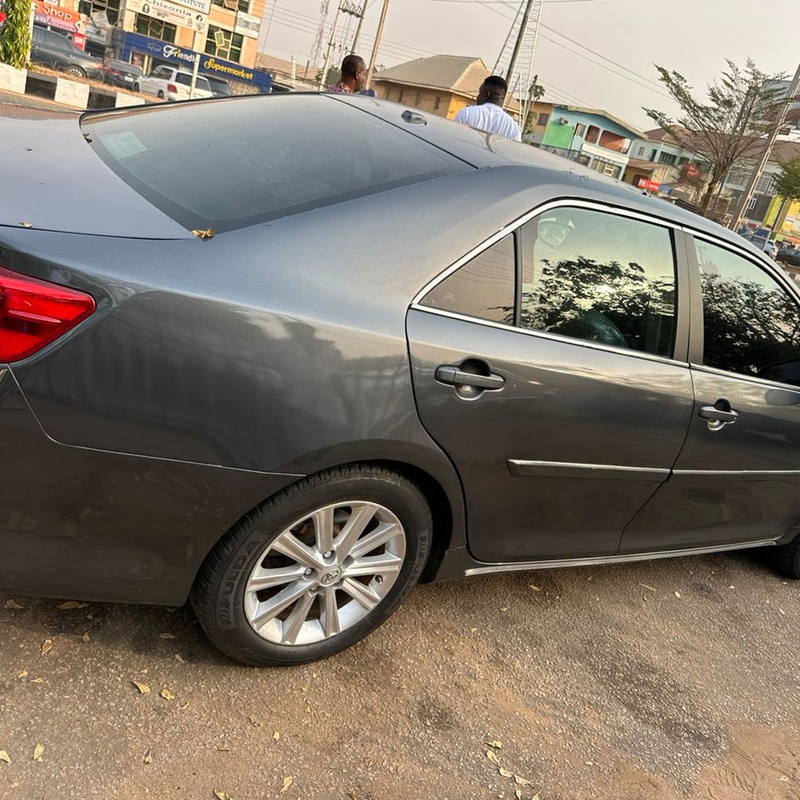 Toyota Camry image