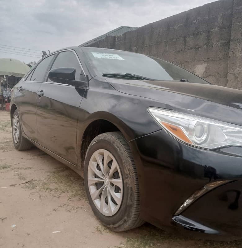 Toyota Camry LE 2016 for Sale In Lagos image