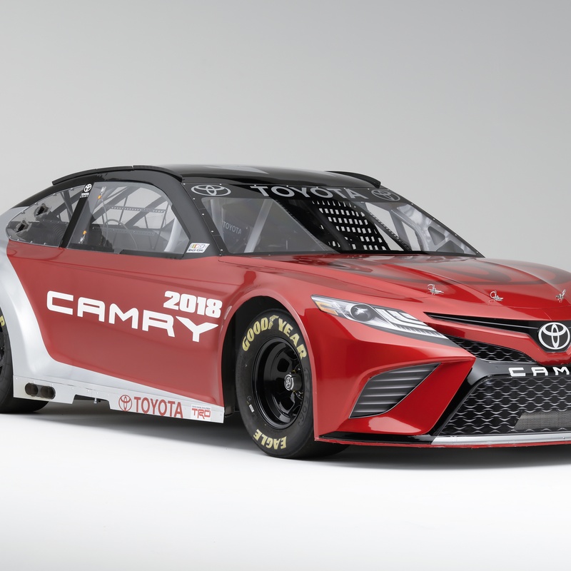 Toyota Camry LE image