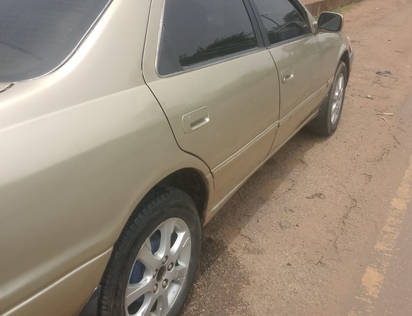 Toyota Camry Pencil Light 2001 for Sale In Osogbo