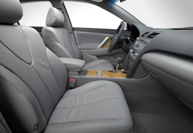 Toyota Camry XLE image 5