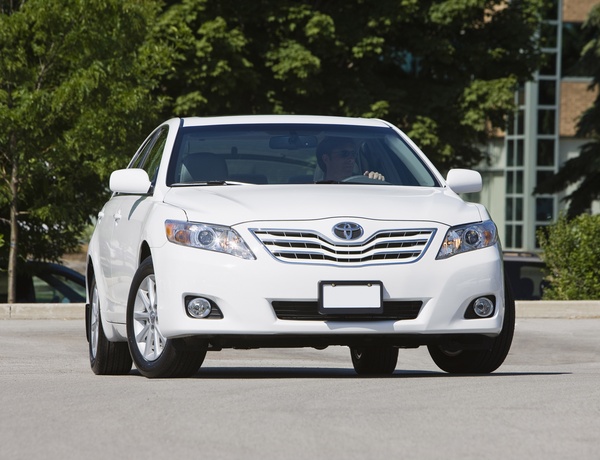 TOYOTA CAMRY XLE