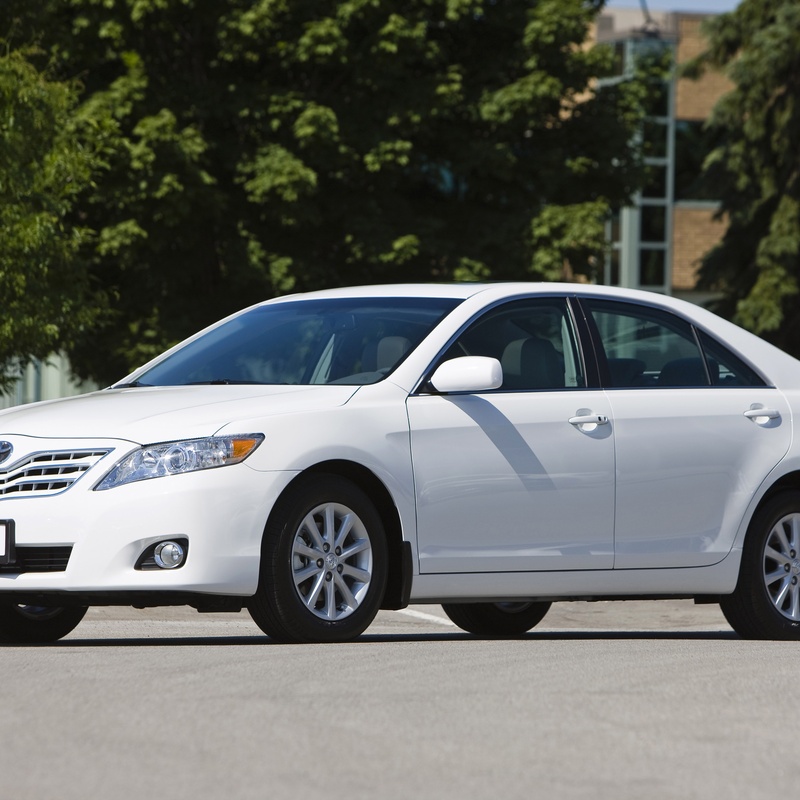 TOYOTA CAMRY XLE image