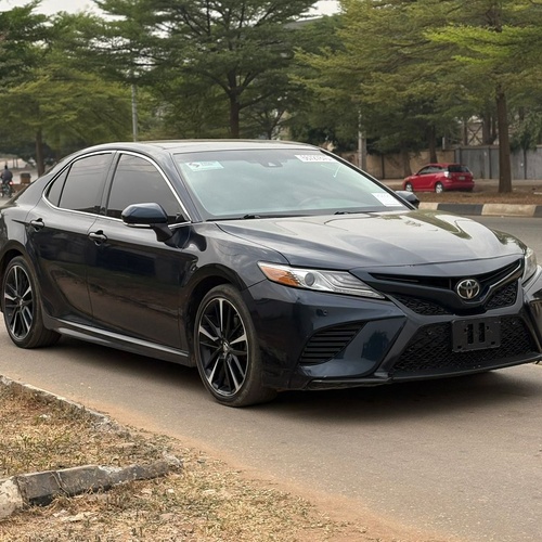 Foreign Used Toyota Camry XSE 2018 model for Sale In Abuja