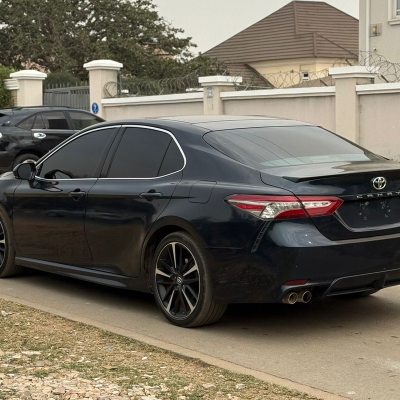 Foreign Used Toyota Camry XSE 2018 model for Sale In Abuja image