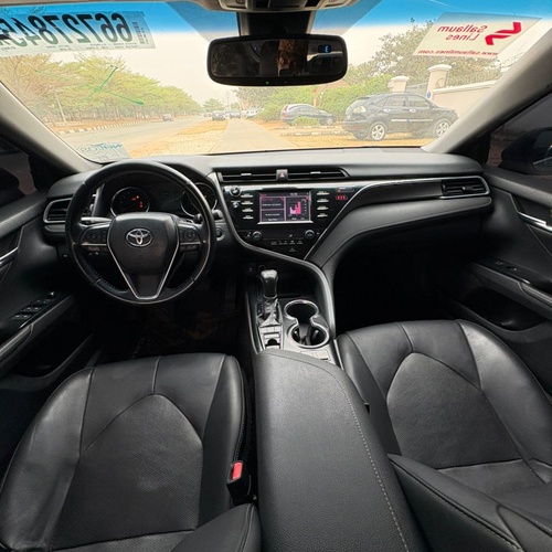 Foreign Used Toyota Camry XSE 2018 model for Sale In Abuja