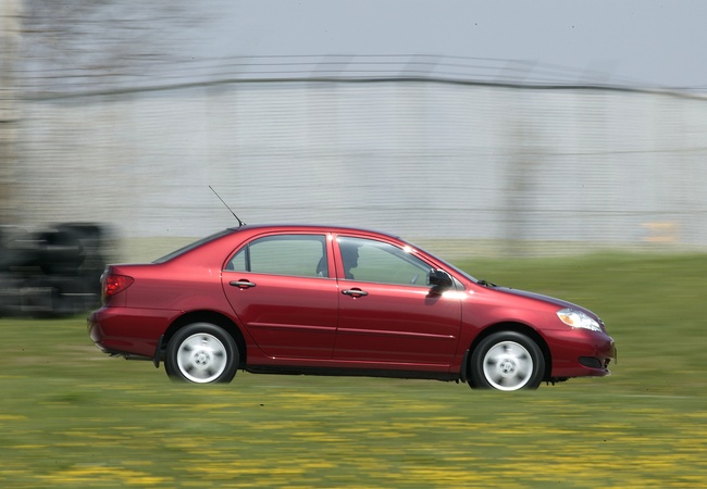 Toyota Corolla image 2