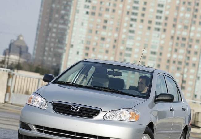 Toyota Corolla image 2