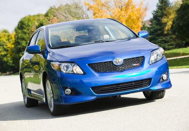 Toyota Corolla image 2