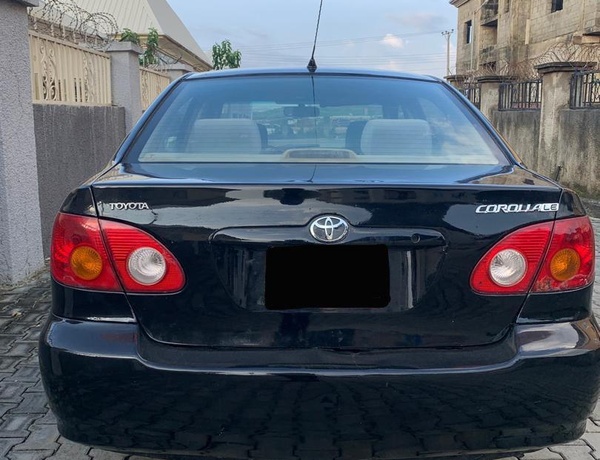 TOYOTA COROLLA 2004 FOR SALE IN ABUJA