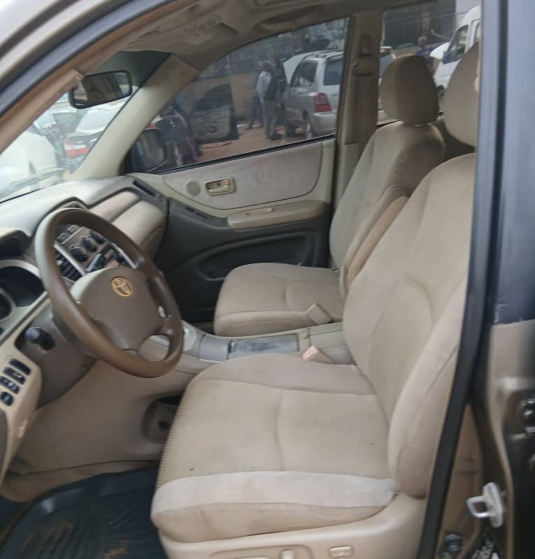 TOYOTA HIGHLANDER 2004 FOR SALE IN LAGOS image
