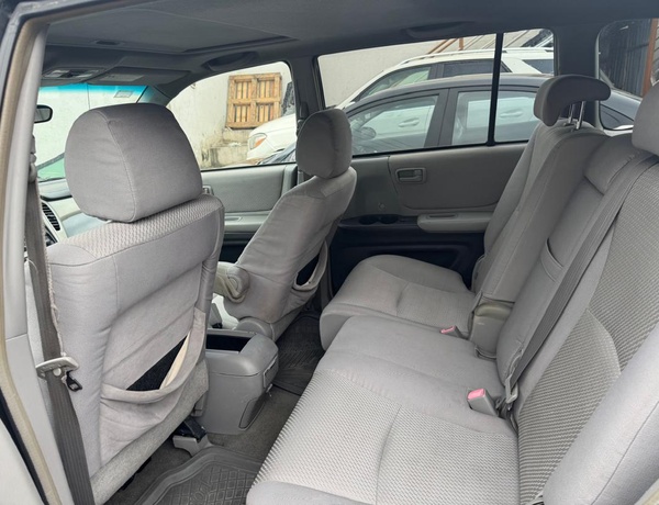 Toyota Highlander 2004 In Lagos