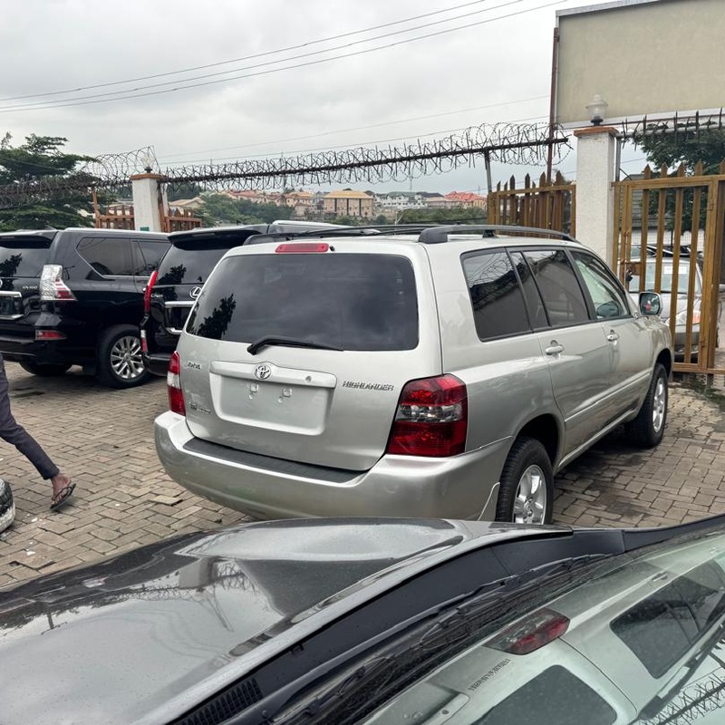Toyota Highlander 2004 In Lagos image