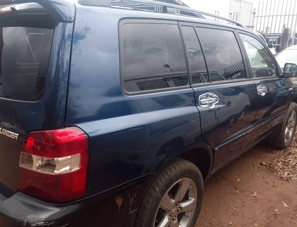 Toyota Highlander 2004 model In Imo