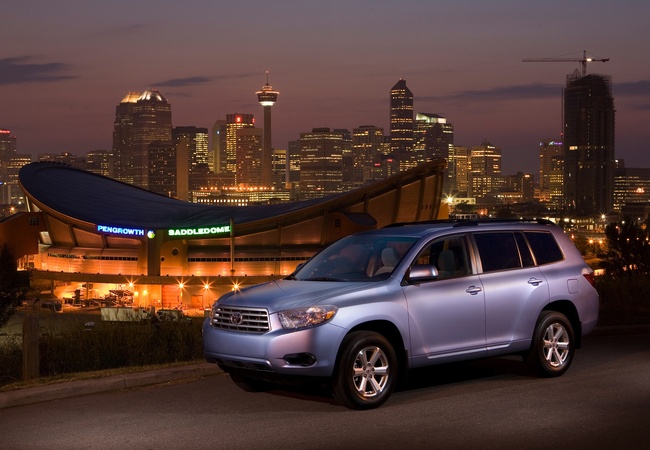 Toyota HighLander image 3
