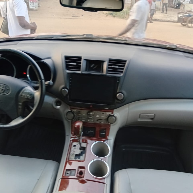 Toyota Highlander 2008 Registered, neatly used for Sale In Lagos image