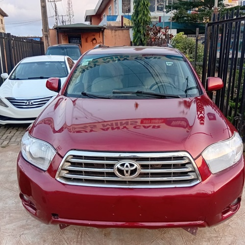 Toyota Highlander 2008 Registered, neatly used for Sale In Lagos