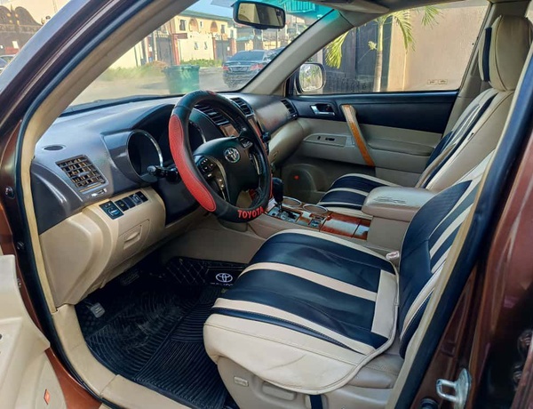 Toyota Highlander  2008 Upgraded to 2013