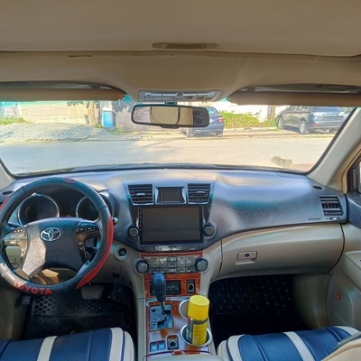 Toyota Highlander  2008 Upgraded to 2013