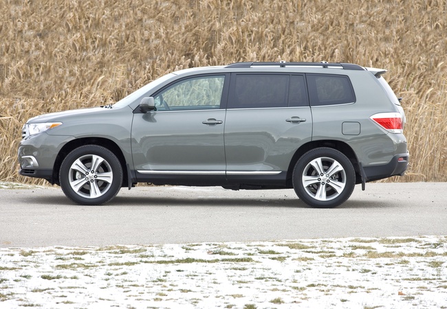 Toyota HighLander image 4