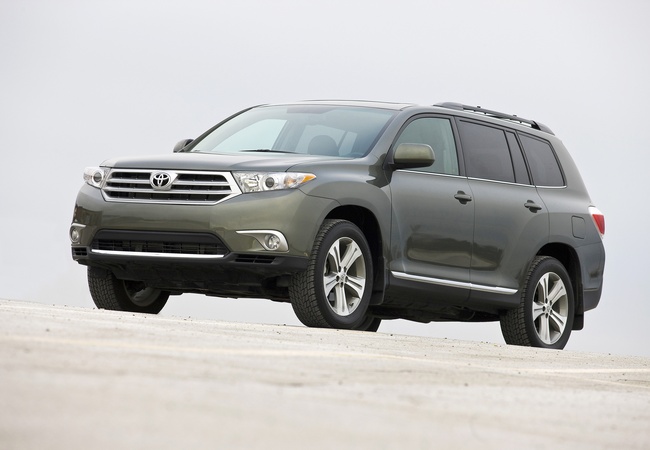 Toyota HighLander image 3