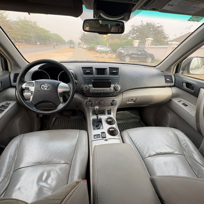 Toyota Highlander 2012 for Sale In Abuja image