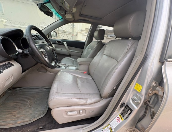 Toyota Highlander 2012 for Sale In Abuja