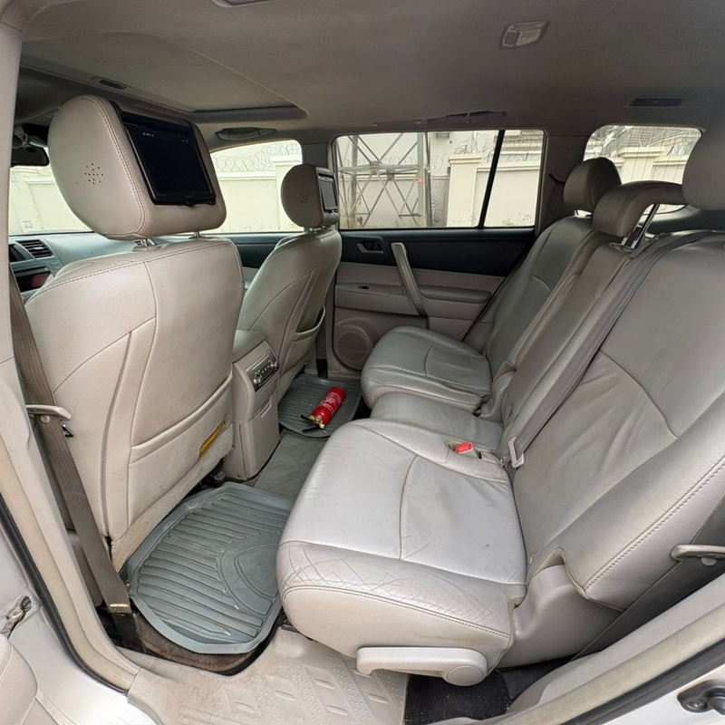 Toyota Highlander 2012 for Sale In Abuja image