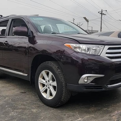 Toyota Highlander in Ogba