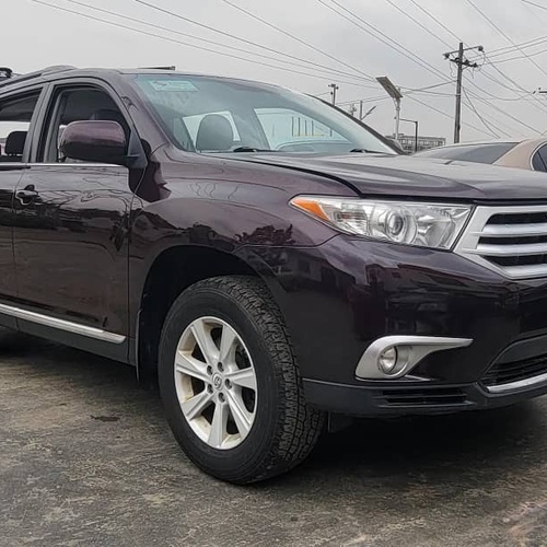 Toyota Highlander in Ogba