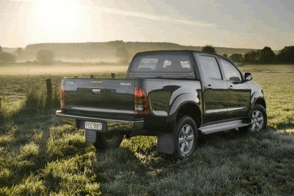 Toyota Hilux image 4