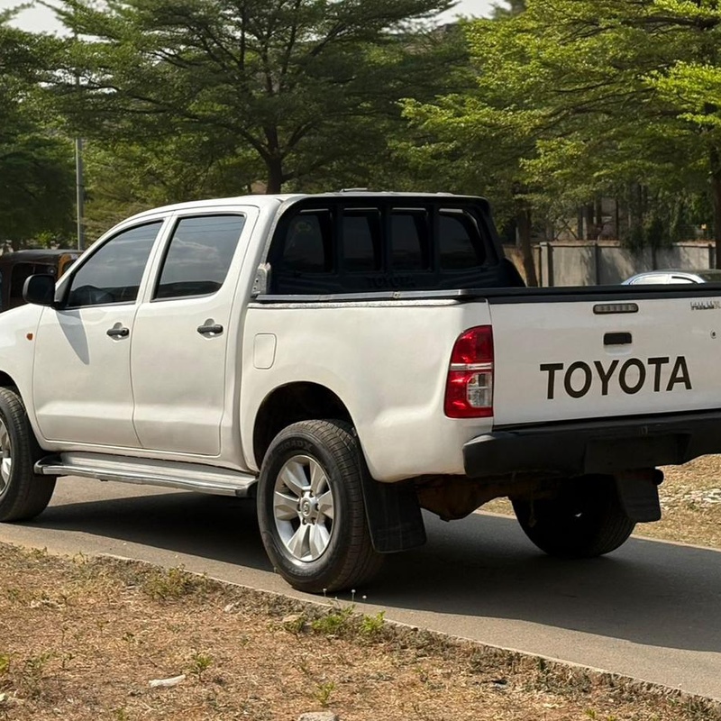 Toyota Hilux 2015 model for Sale In Abuja image