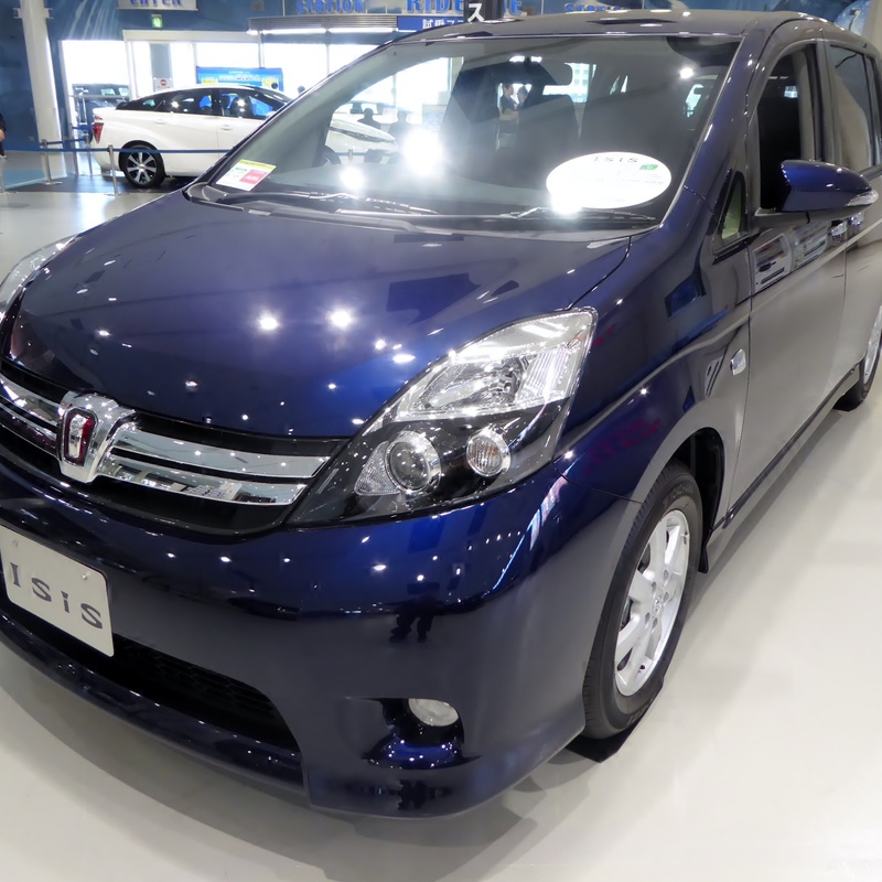 2010 Toyota Isis Platana
