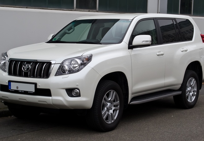 Toyota Land Cruiser Prado image 4