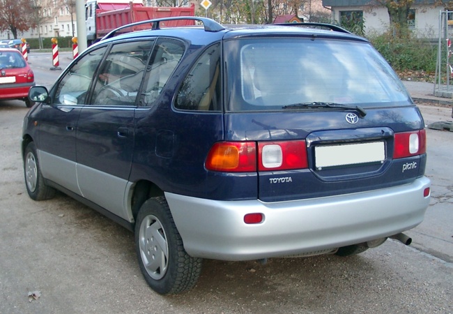 Toyota Picnic image 4