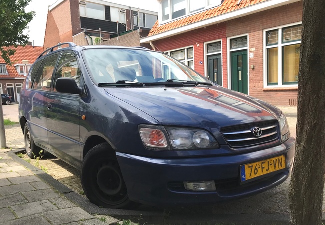 Toyota Picnic image 5