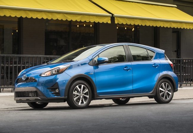 Toyota Prius c image 4