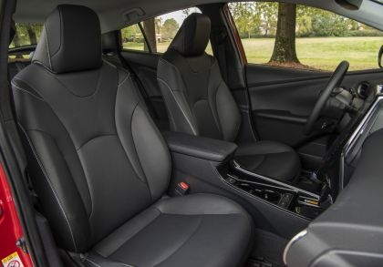 Toyota Prius prime image 2