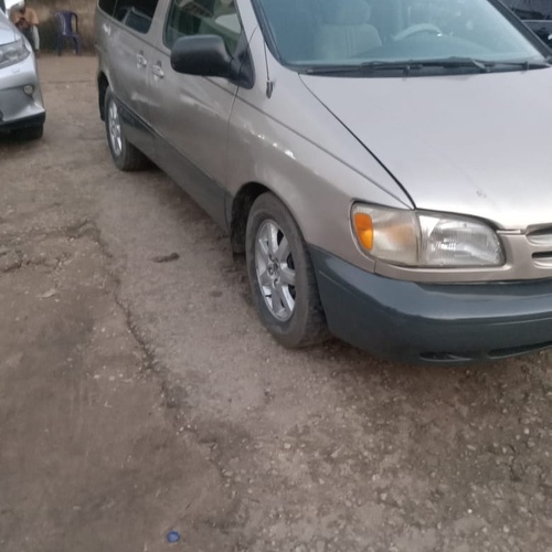 Toyota Sienna 2003 Model For Sale In Aba