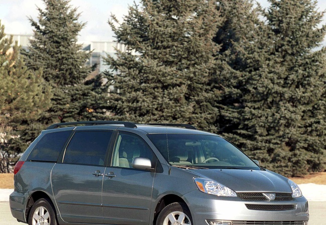 Toyota Sienna image 4