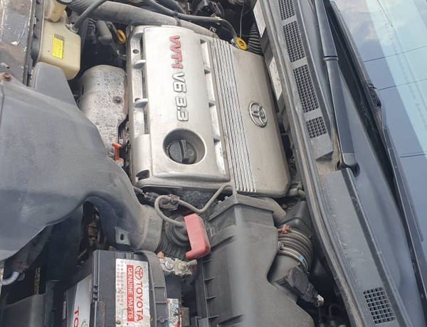 Toyota sienna 2005 in sango otta