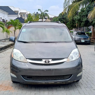 Toyota Sienna 2009 Limited AWD for Sale In Lagos