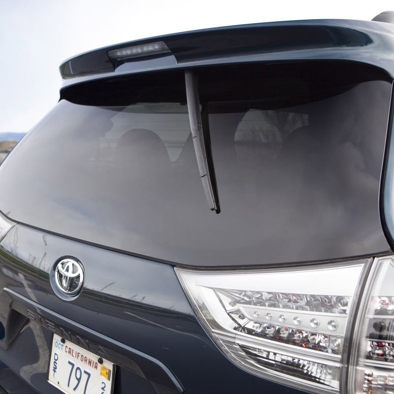 Toyota Sienna LE image