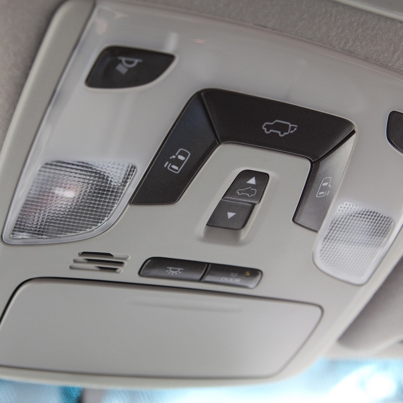 Toyota Sienna LE image