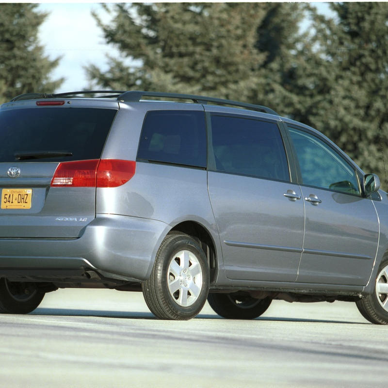 Toyota Sienna SE image