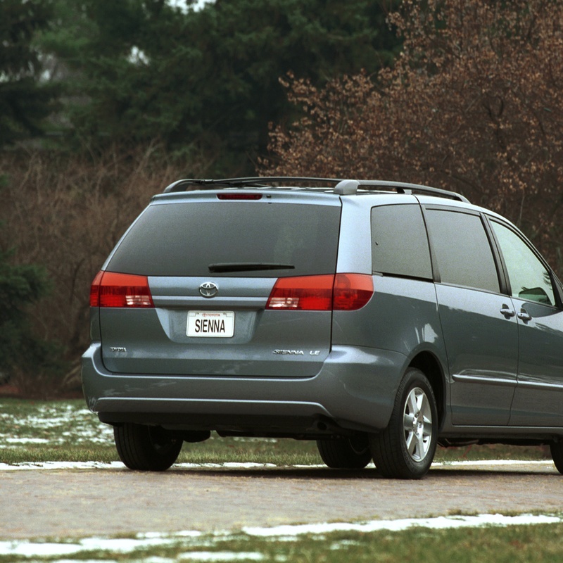 Toyota Sienna SE image