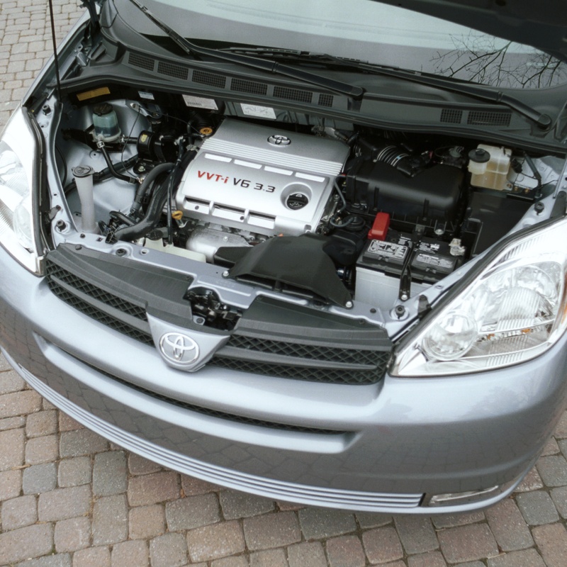 Toyota Sienna SE image